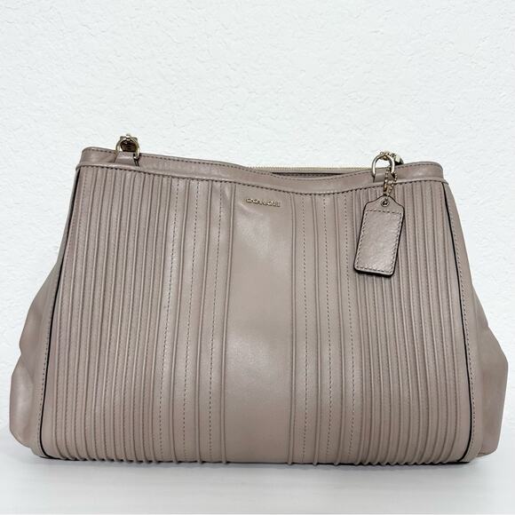 Coach Madison Leather Shoulder Bag $458 - Picture 2 of 12